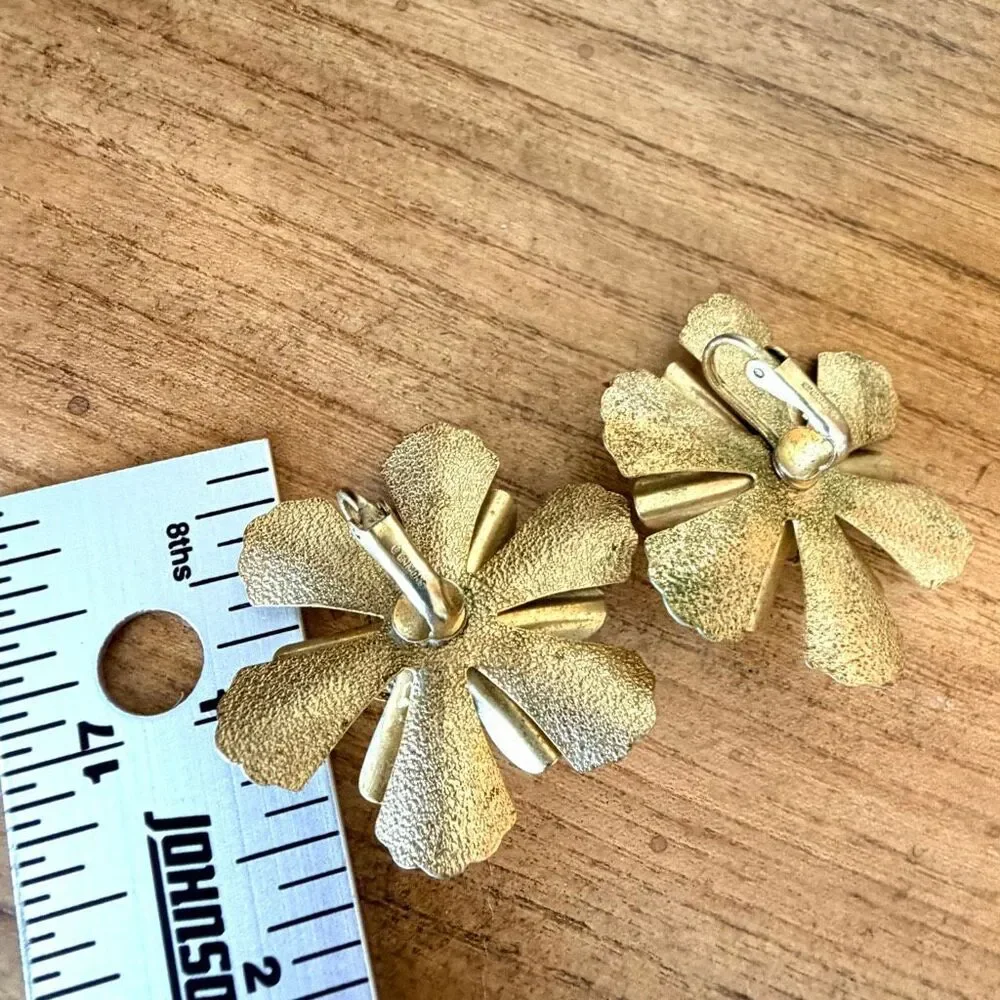 Vintage Emmons Gold Tone Layered Flower Clip-On Earrings
